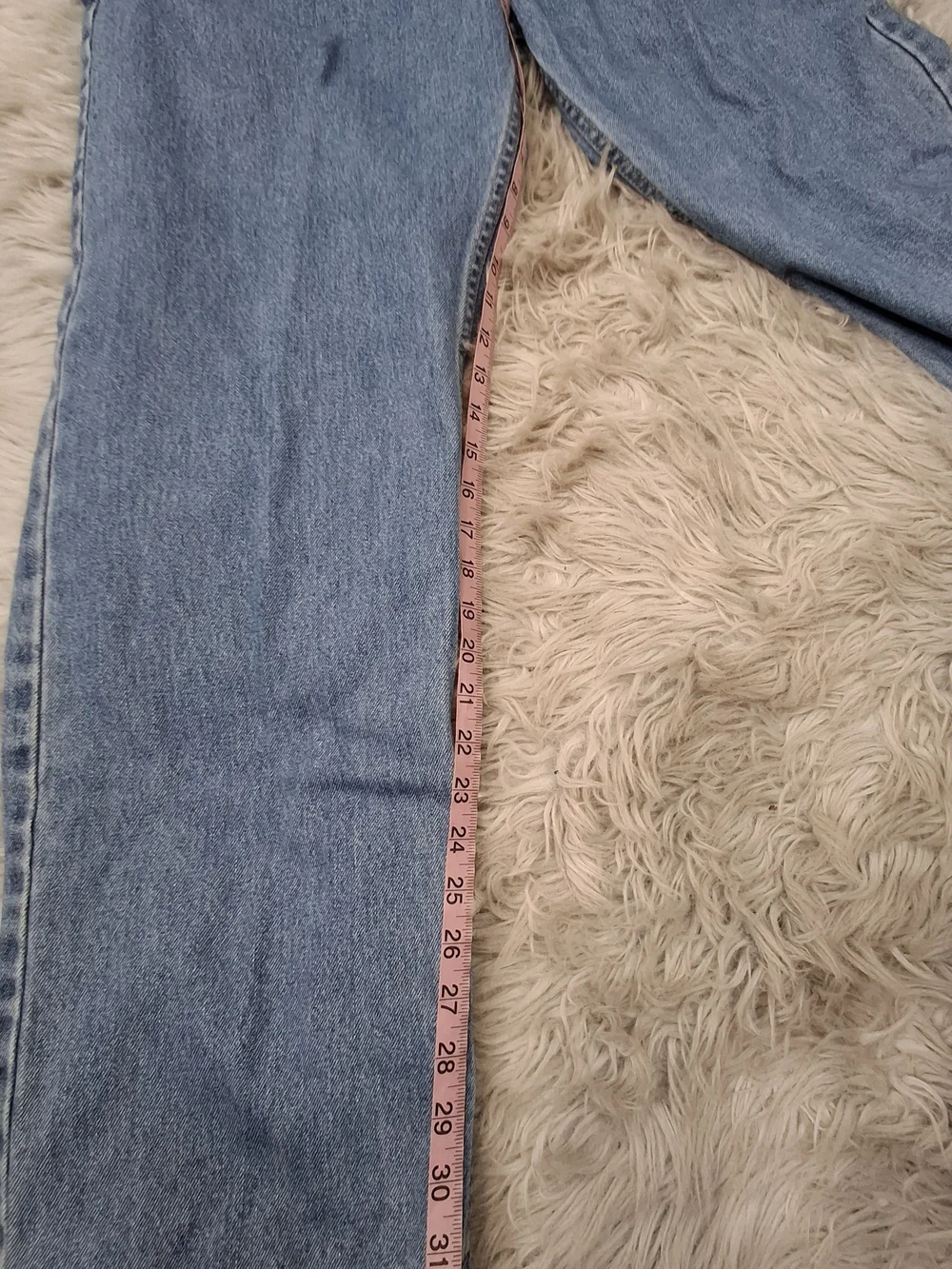 Levi's Relaxed Fit 505 Jeans in Medium Denim Blue 40